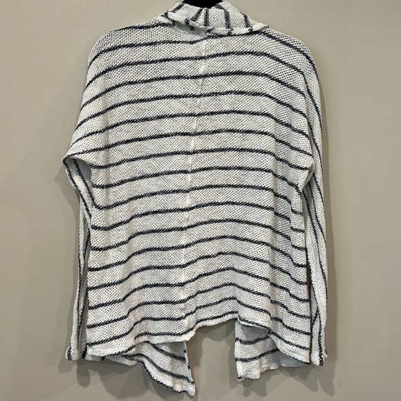 Velvet by Graham & Spencer Stripe Knit open sweater - Picture 4 of 4